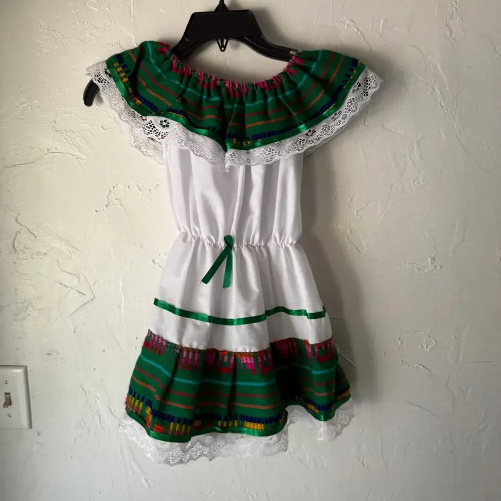 Traditional Mexican Girl’s Folklorico Dress Size‎ 3 – Green & White, Lace Trim